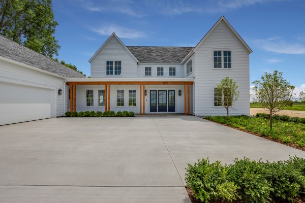 Cost of Concrete Driveway Service in Vista