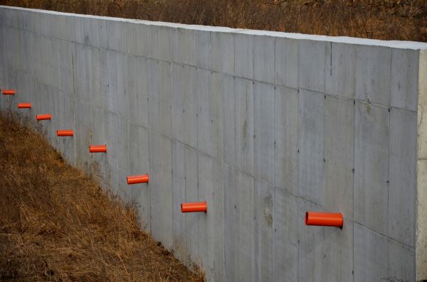 Cement Wall Pouring in Vista