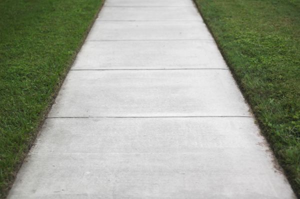 Concrete Path Installation in Vista