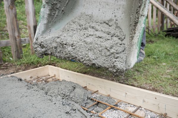 Yard Concrete Pouring in Vista
