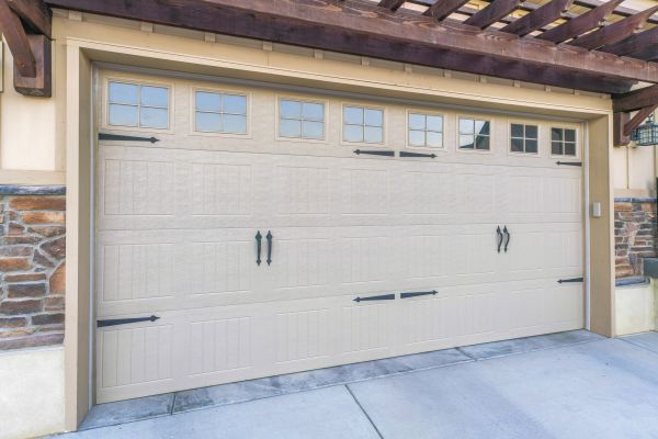 Cost of Concrete Apron Construction in Vista