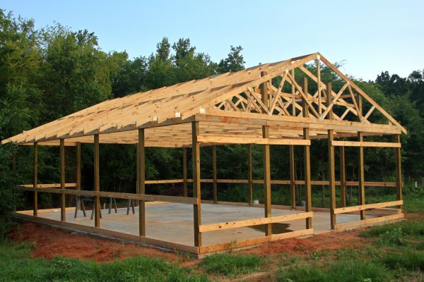 Barn Pad Installation in Vista